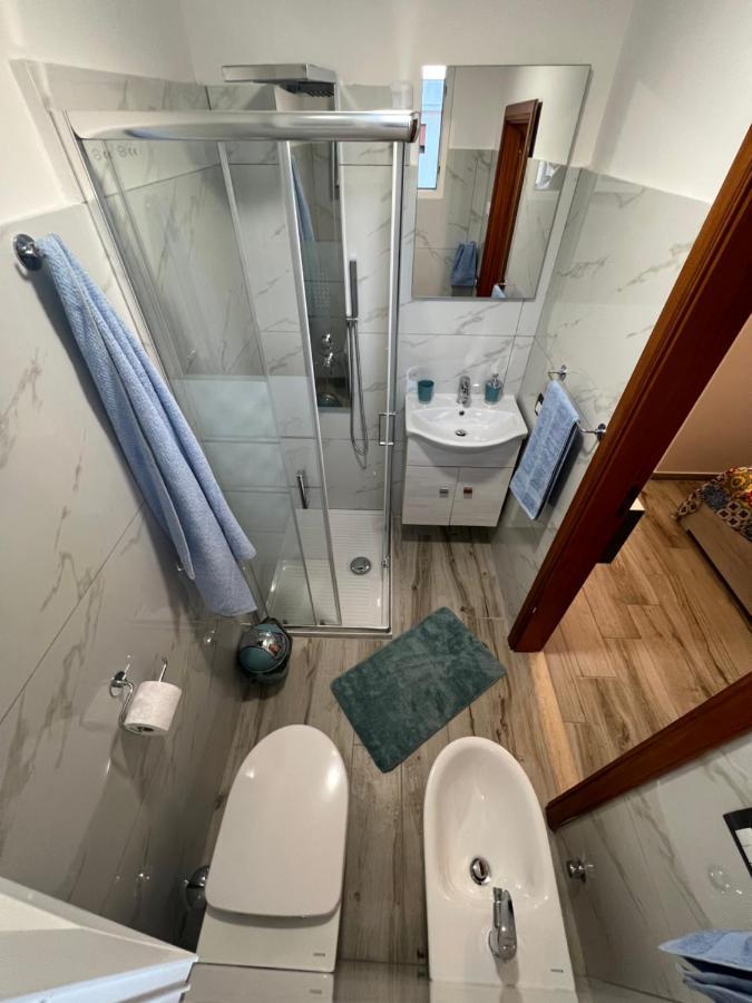 Loft Con Terrazzo A Livello Stazione Apartment เลชเช ภายนอก รูปภาพ