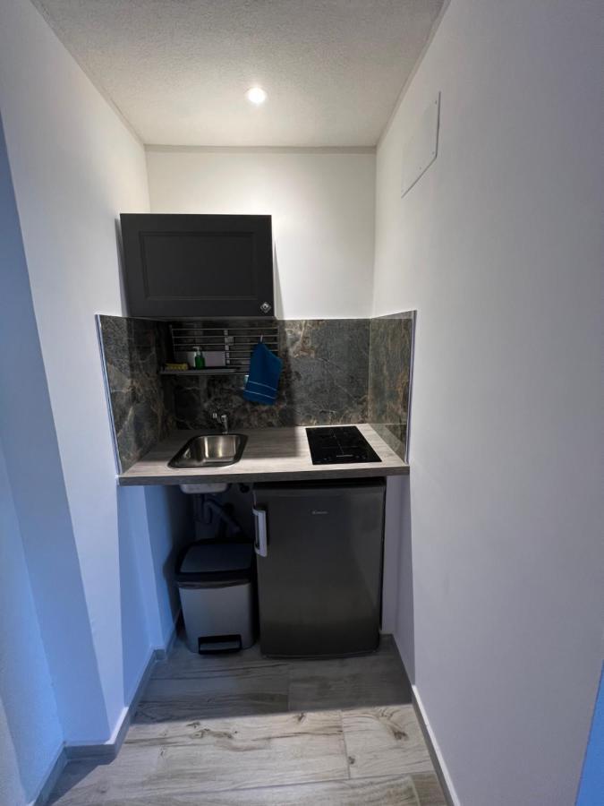 Loft Con Terrazzo A Livello Stazione Apartment เลชเช ภายนอก รูปภาพ